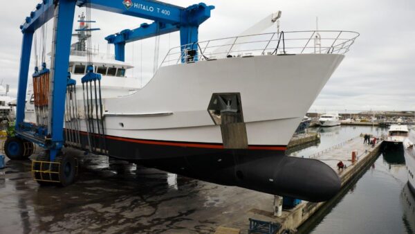 Lusben conclude il refit del superyacht di Inace Yachts “Far Far Away”