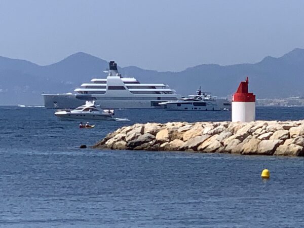 yacht Solaris di Abramovich