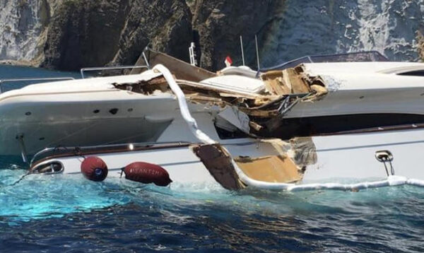 Collisione a Ponza tra uno yacht e una nave cisterna