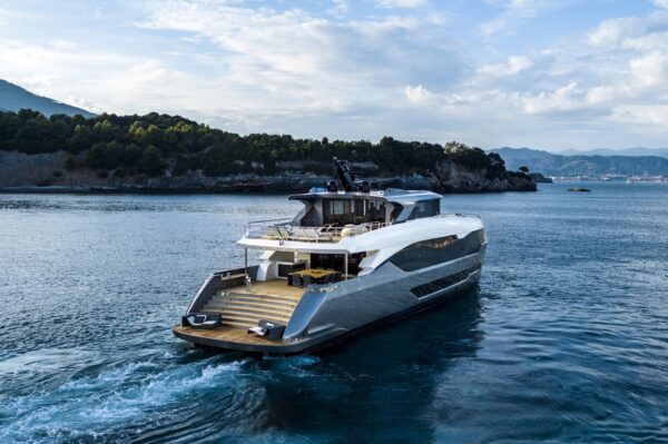 NEXT Yacht Group - Maiora 35 Exuma