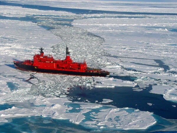 Oceano Artico ghiaccio marino - Nuclearicebreakeryamal wikipedia