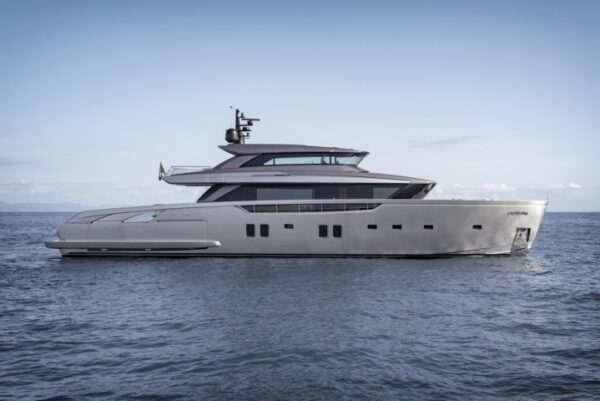 yacht crossover SX112 di Sanlorenzo (foto Thomas Pagani)