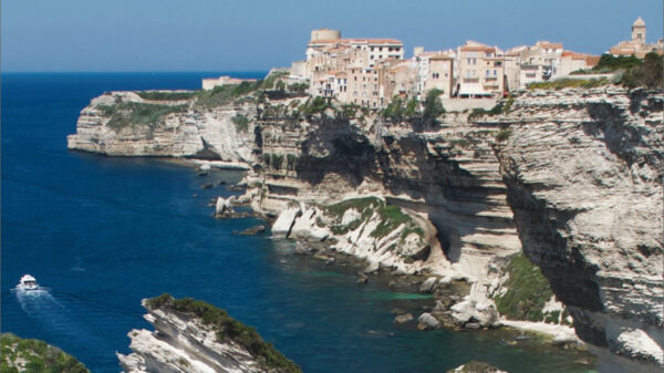 Portolano Imray Corsica e Nord Sardegna