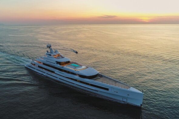 Bill Gates’ holiday in Turkey on board the Benetti gigayacht, a mixture of faith and luxury