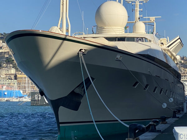 Il megayacht “Kingdom 5KR” di Benetti a Genova: le foto di LN