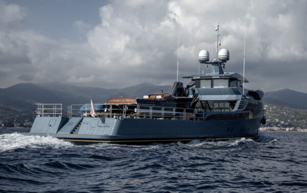 PHI Phantom di Alia Yachts