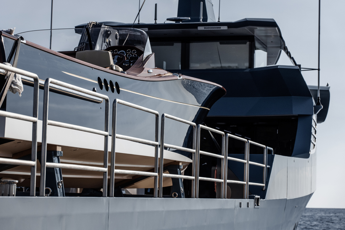 PHI Phantom di Alia Yachts 