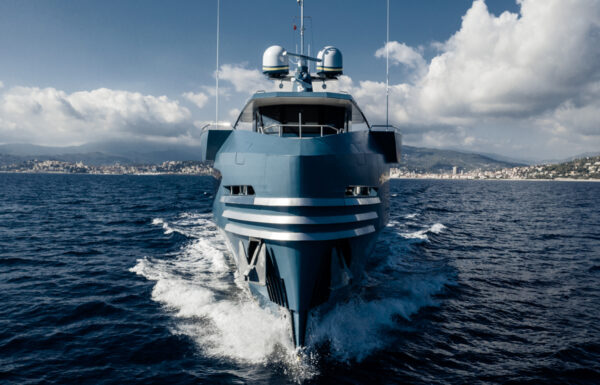 PHI Phantom di Alia Yachts