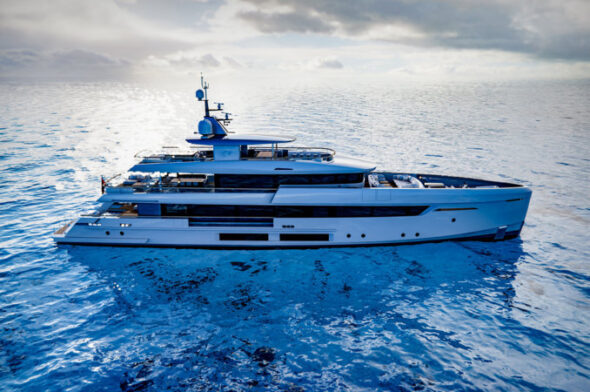 The first Tankoa T450 has been sold, the new super yacht built by the Genoese shipyard and designed by Giorgio M. Cassetta
