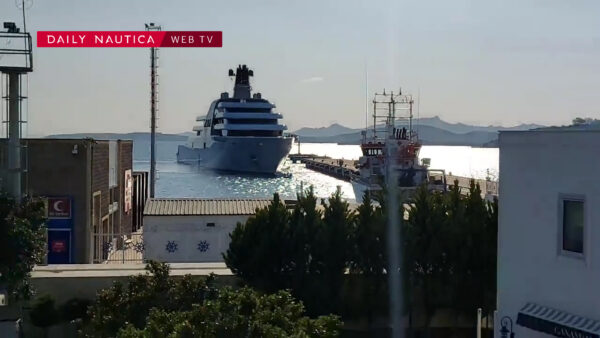 Blitz contro il megayacht di Abramovich