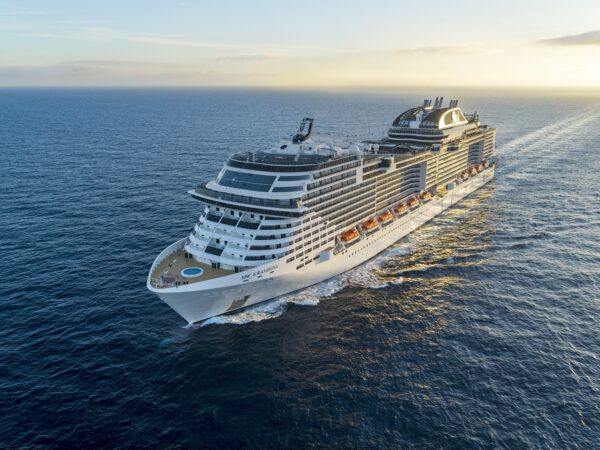 MSC interrompe spedizioni merci in Russia