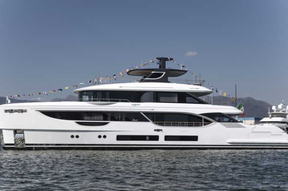 Benetti Oasis 34 metri