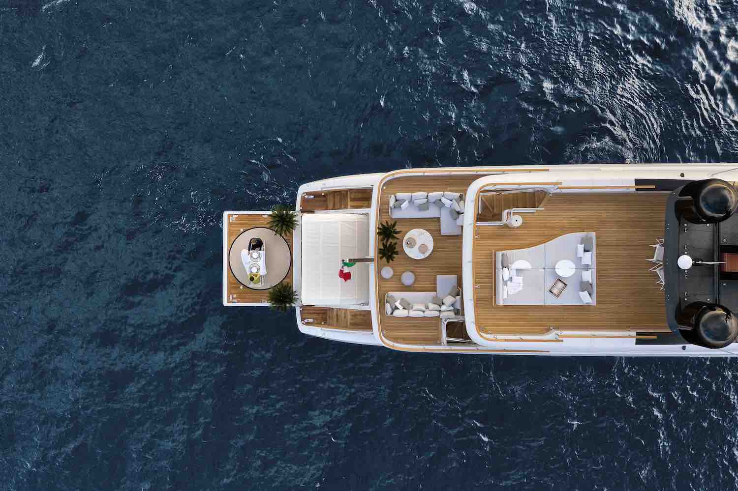 Motopanfilo 37M Benetti Lower Deck_Beach Club