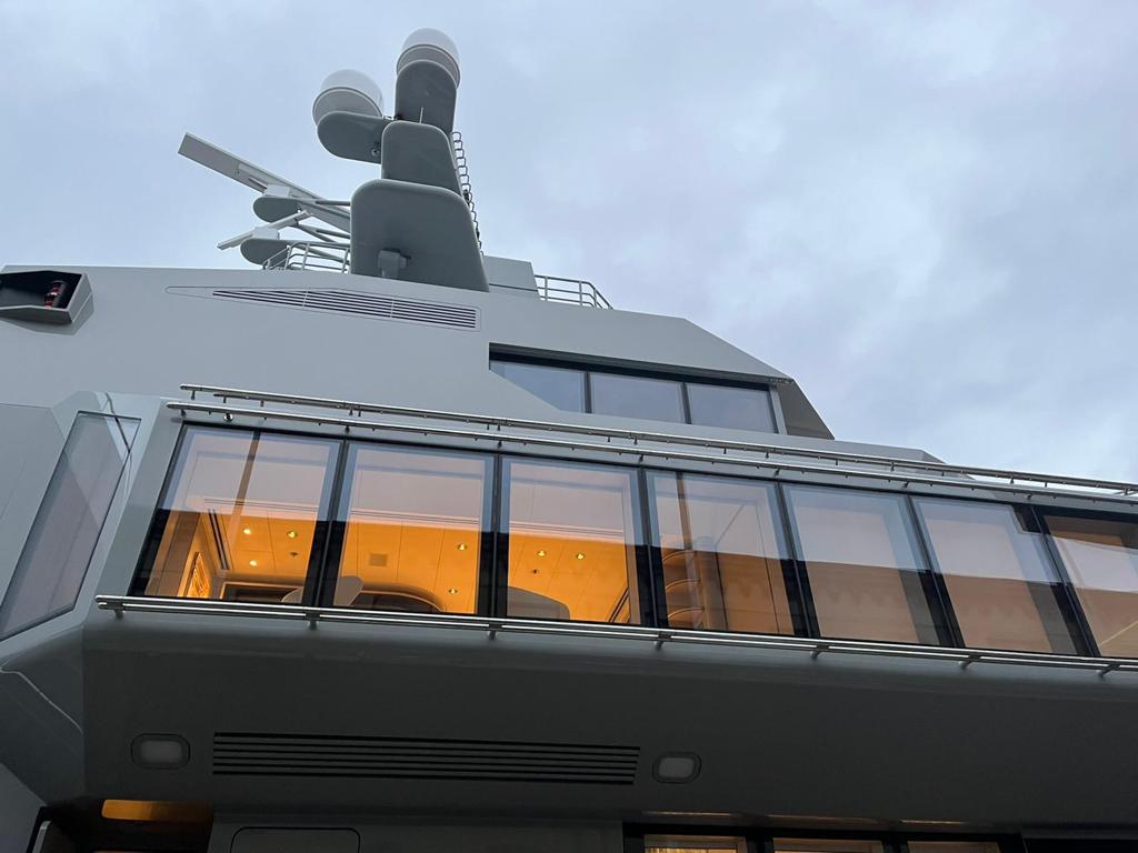 Il mega yacht SKAT a Marina Molo Vecchio di Genova