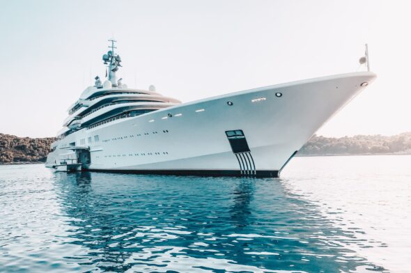 Cybersecure and more sustainable superyachts with Maxima, a suite by RINA