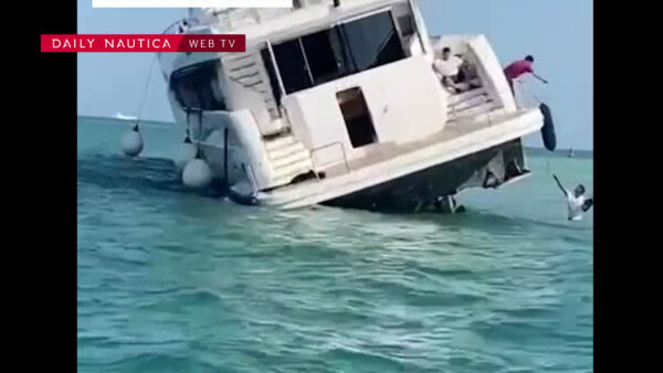 yacht Lusail Queen si incaglia in Qatar