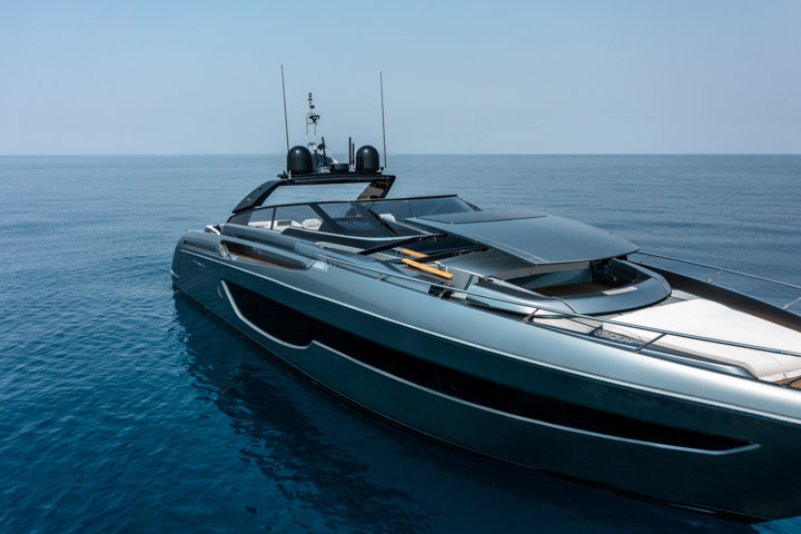 Riva 76’ Bahamas Super