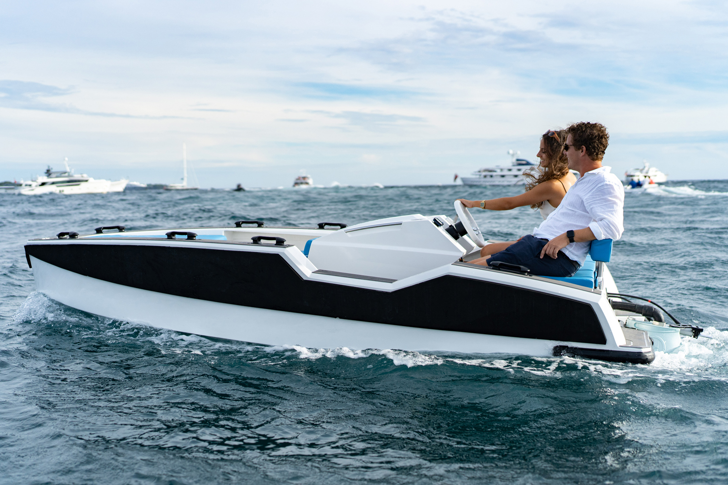 Silent Tender 400 elettrico di Silent-Yachts