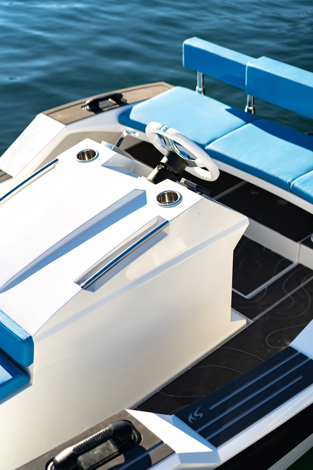 Silent Tender 400 elettrico di Silent-Yachts