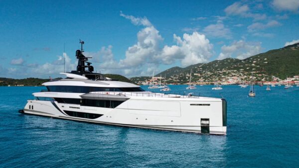 CRN M/Y 141