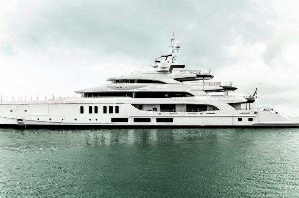 superyacht calex