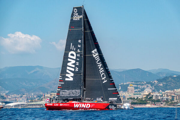 The Ocean Race: arriva a Genova il primo VO65 WindWhisper Racing Team – Le foto di DN
