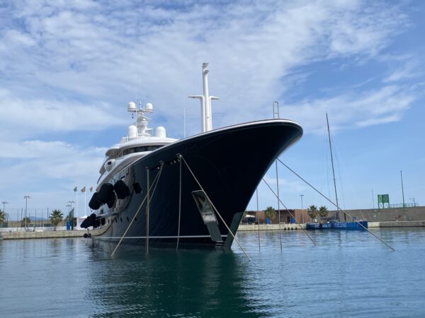 superyacht aquila