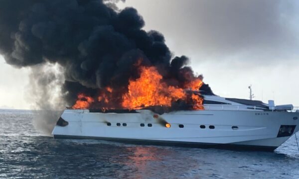 incendio megayacht irmao