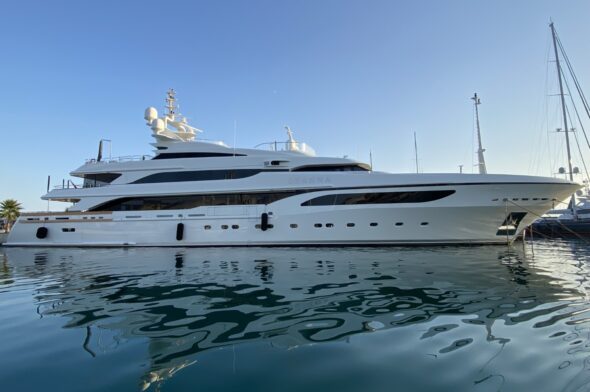 domani yacht owner