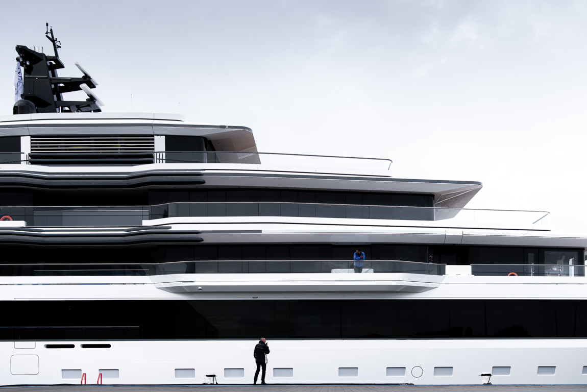 Feadship Project 1011