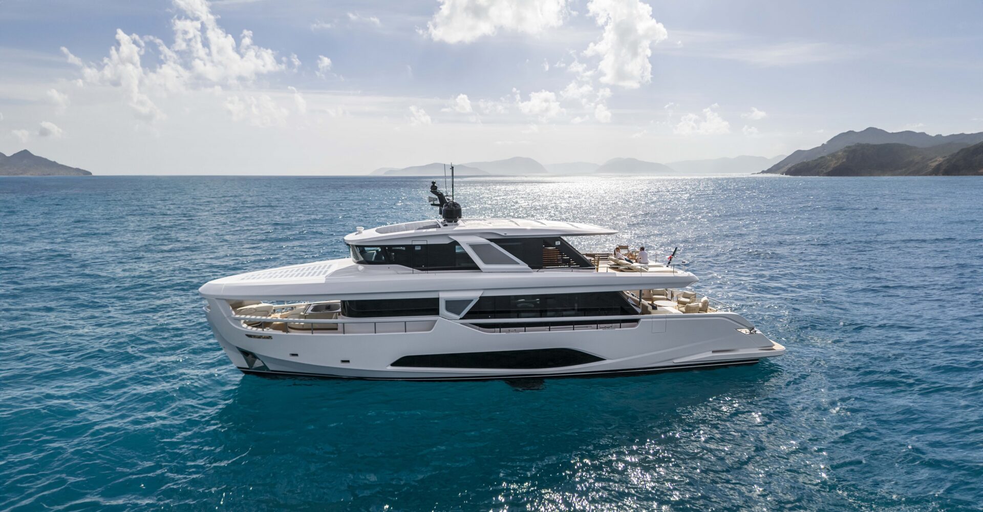 ferretti yacht gabicce mare