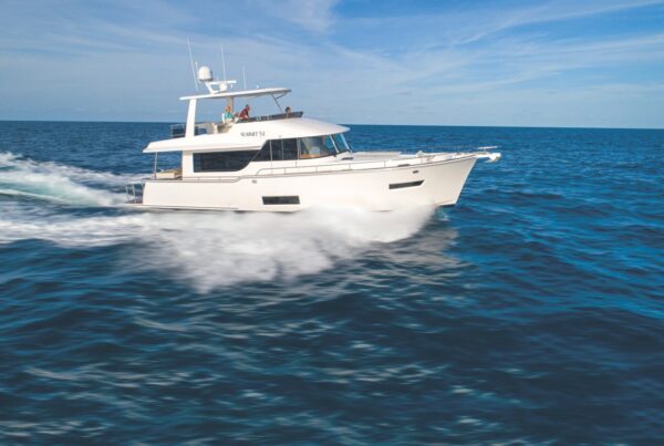 Summit 54 Motoryacht