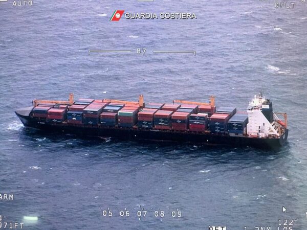 collisione due navi sicilia
