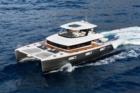 On board the “Lady C”: the catamaran with extra large spaces – Video by DN