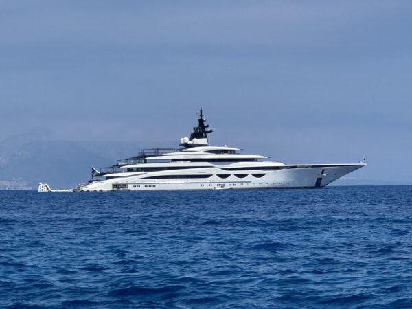 superyacht ahpo in sardegna