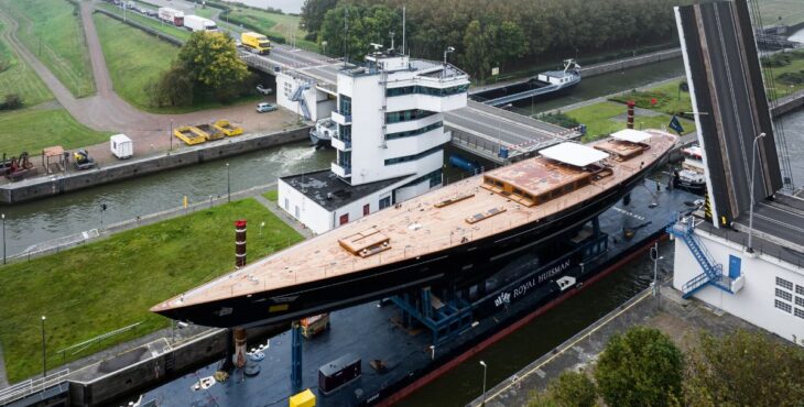 AQUARIUS - Royal Huisman