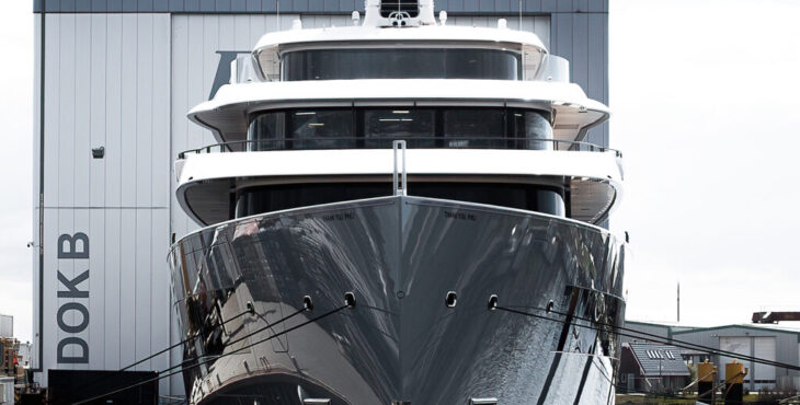 The superyacht, “Moonrise” by Feadship comes out into the open: 101 metres elegance and comfort