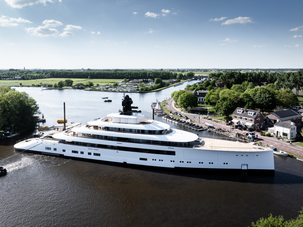 Project 824 Feadship