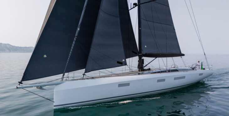 Maxi Dolphin presenta l’MD78: ecco il nuovo custom fast cruiser di Giovanni Ceccarelli