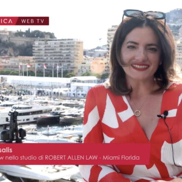 Claudia Casalis (Robert Allen Law) talks to DN: “We work with shipyards and clients in over 20 countries” – Video